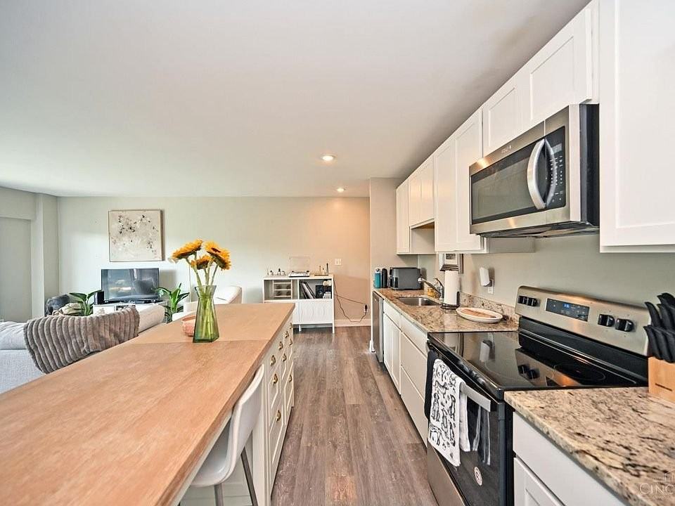 2200 Victory Pkwy #45 - Photo 7 of 19