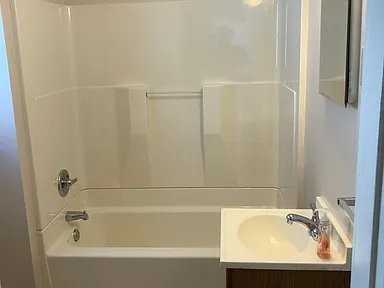 28 W 36th St #1 - Photo 4 of 7
