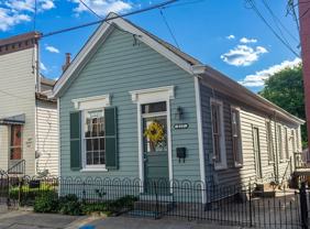 817 Perry St - Photo 1 of 1