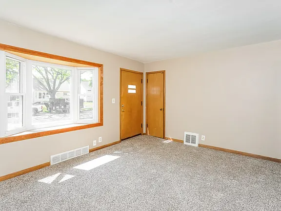 3905 N 69th St #NA - Photo 4 of 8
