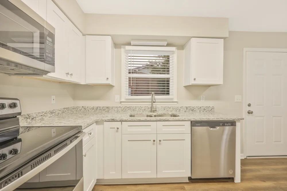 1129 Sioux Ter #NA - Photo 3 of 13