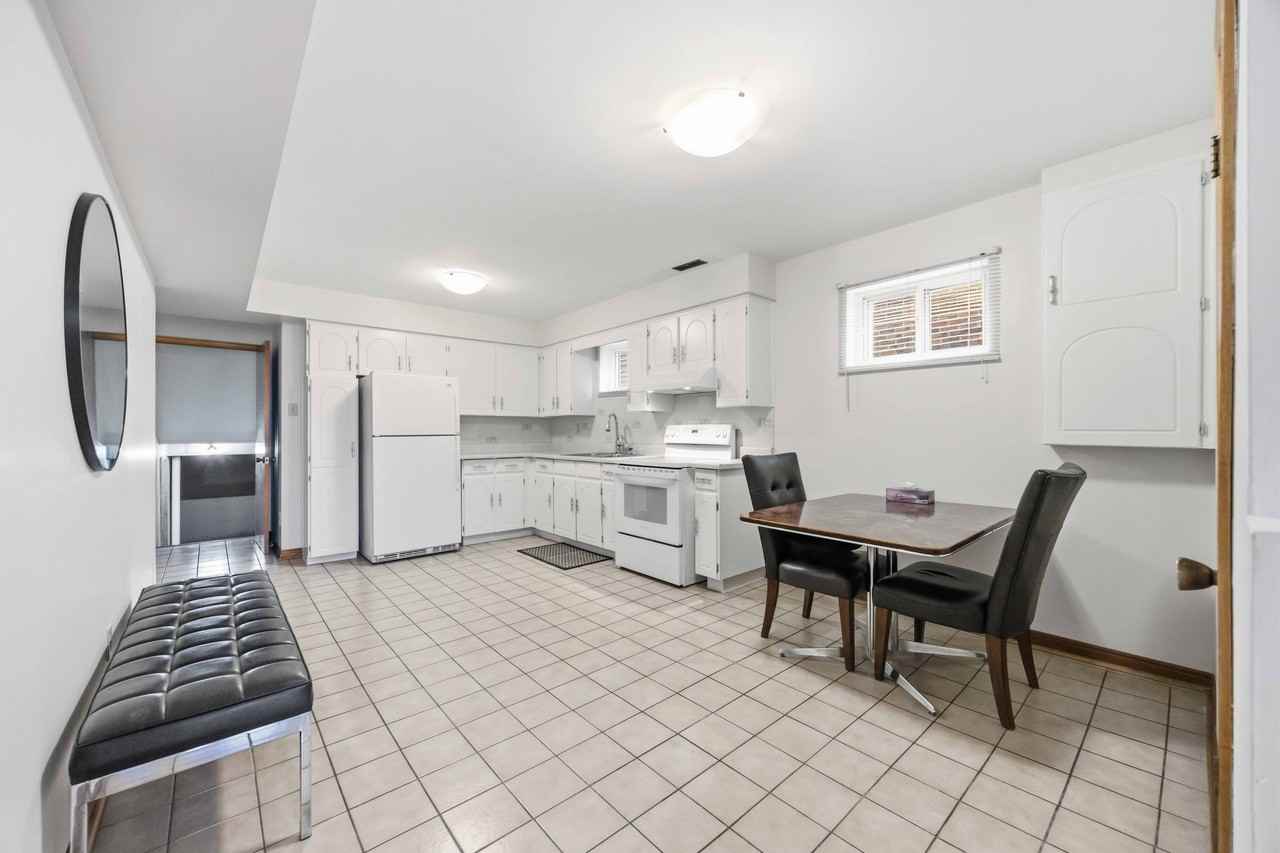 49 Sentinel Road - Photo 3 of 19