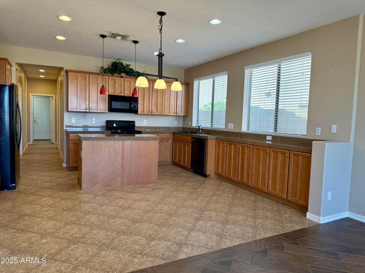3518 W Plymouth Dr - Photo 3 of 21