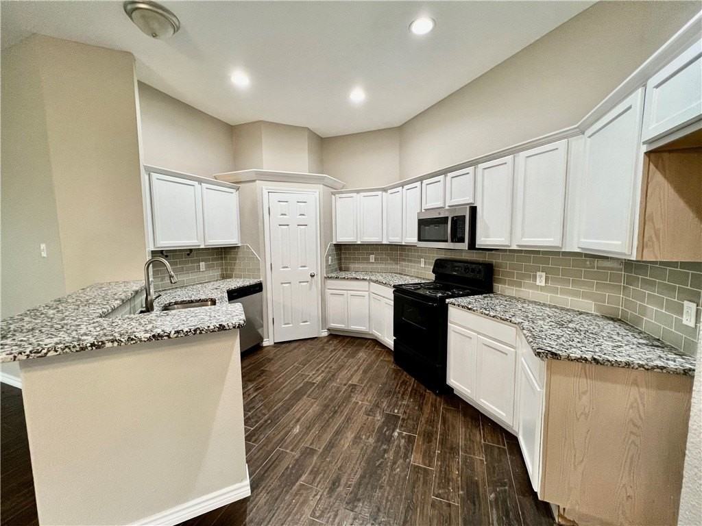 2417 Windblown Dr - Photo 6 of 16