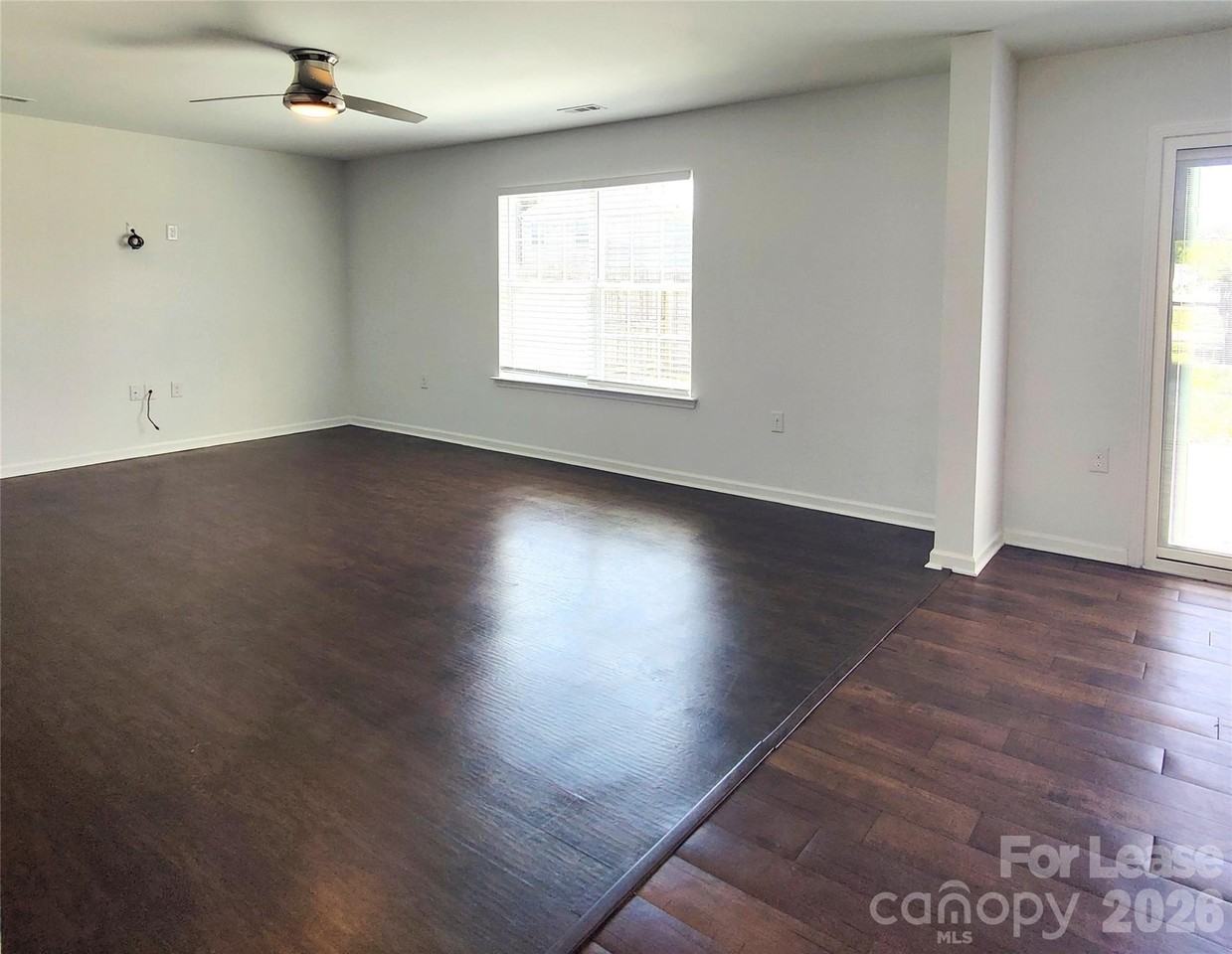 6915 Nathan Dr - Photo 7 of 34