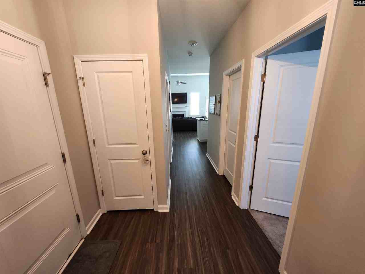 448 Durwin Way - Photo 3 of 20