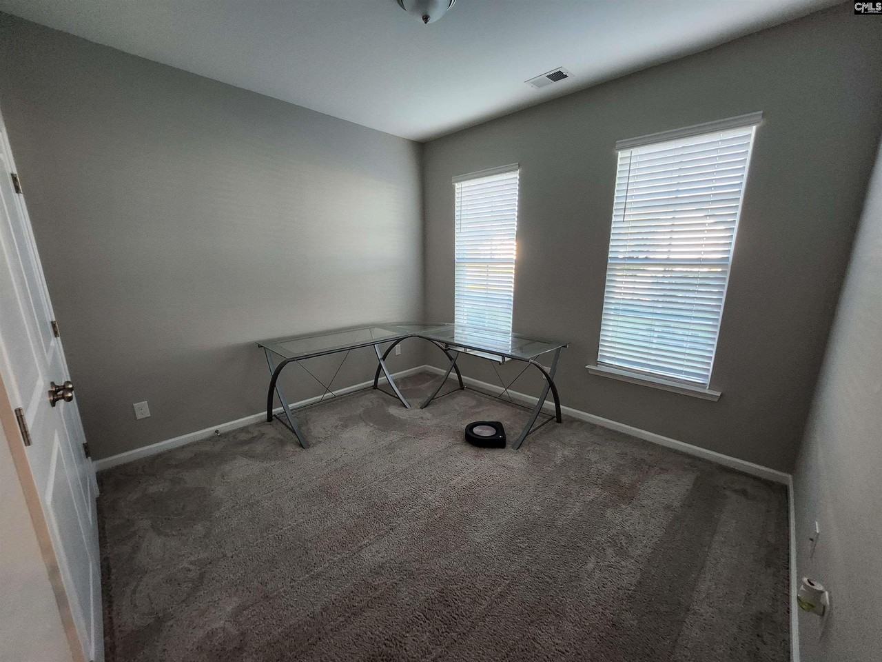 448 Durwin Way - Photo 4 of 20