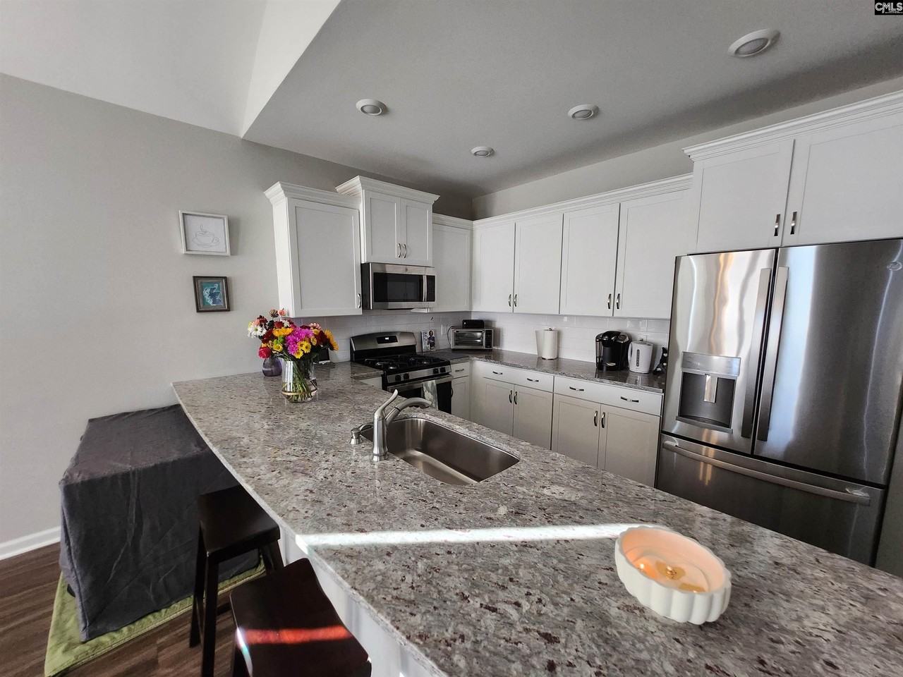 448 Durwin Way - Photo 7 of 20