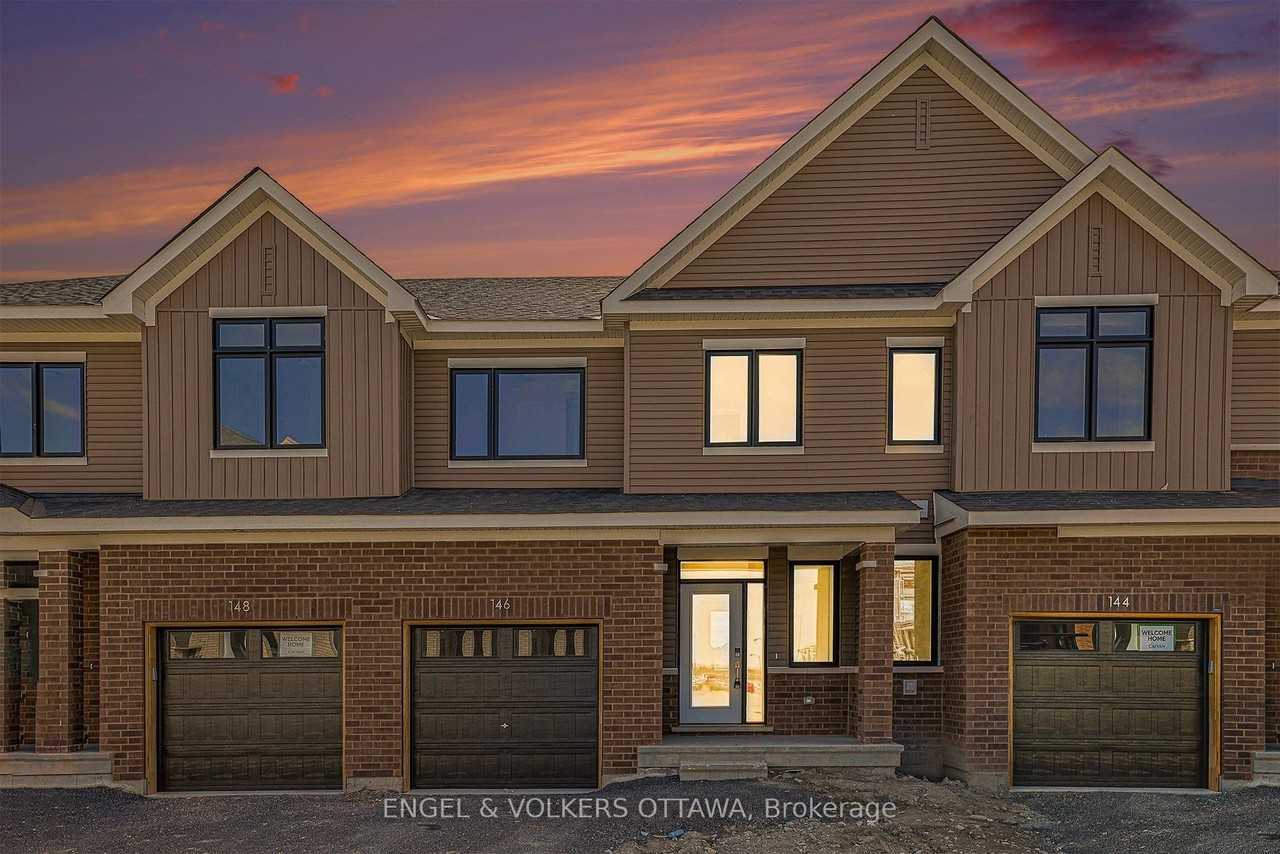 146 BEEBALM Crescent - Photo 2 of 25