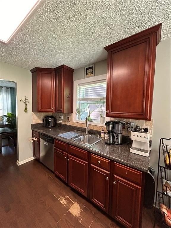 2134 Atkinson Ln - Photo 6 of 24