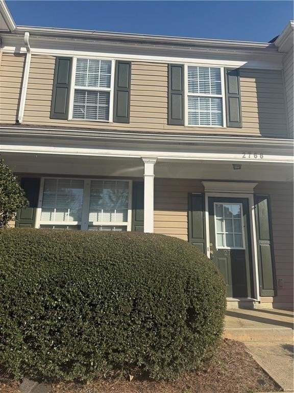 2766 Terrell Trace Dr - Photo 2 of 18