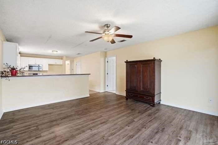 1060 Antigua Cir - Photo 5 of 14