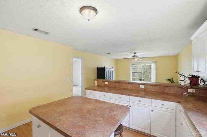 1060 Antigua Cir - Photo 6 of 14