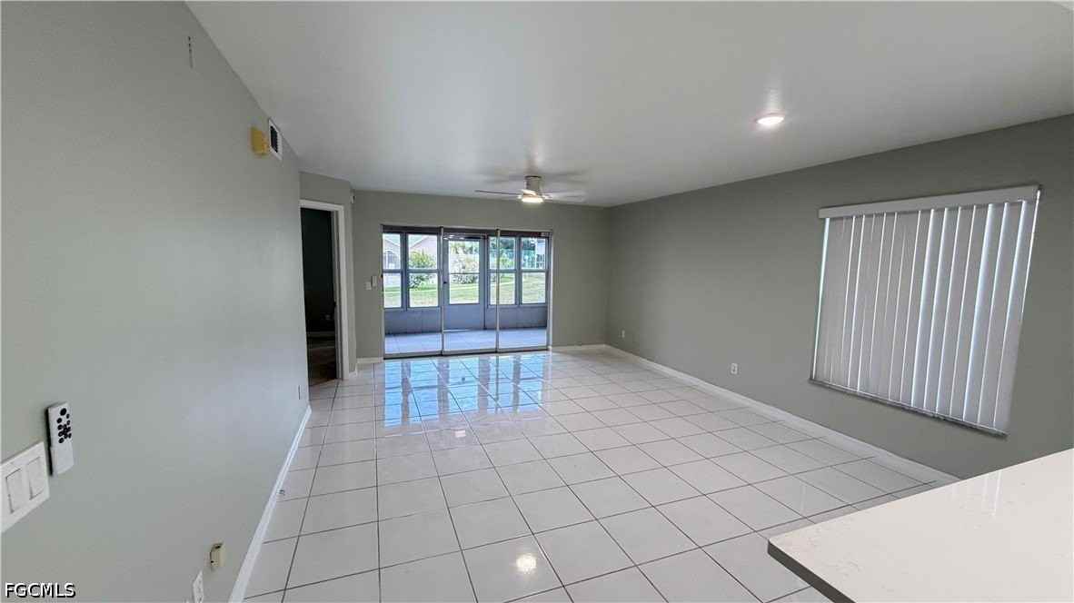 28 Cosmopolitan Dr #13 - Photo 4 of 11