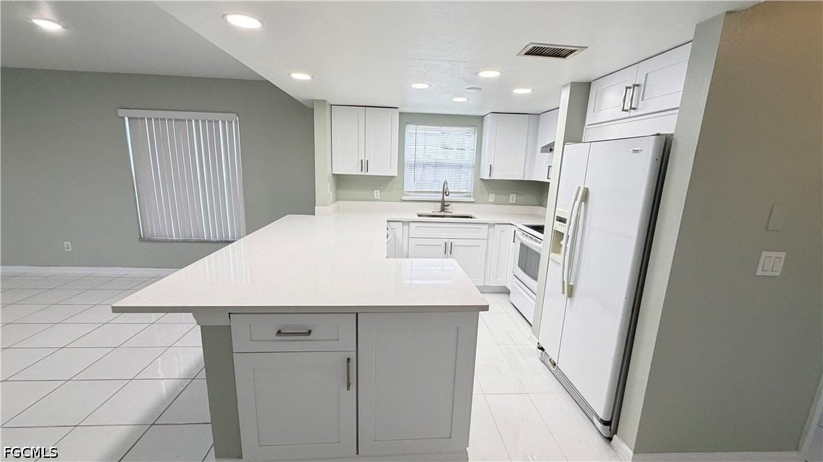 28 Cosmopolitan Dr #13 - Photo 5 of 11