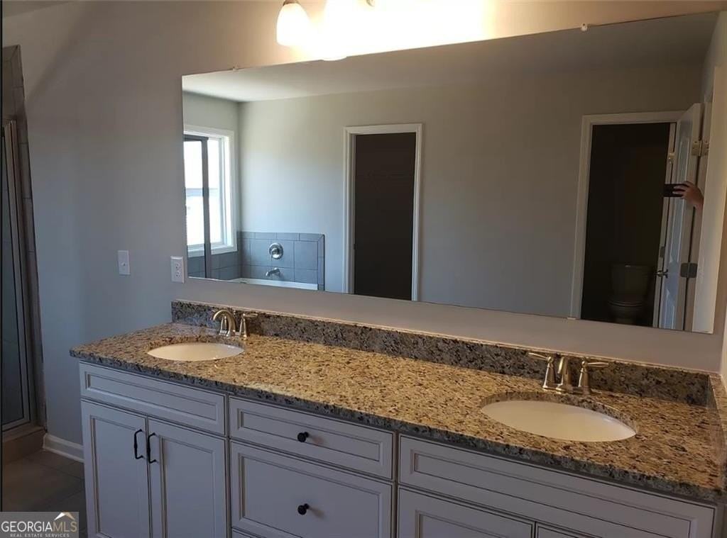2033 Hamilton Lake Pkwy - Photo 7 of 8