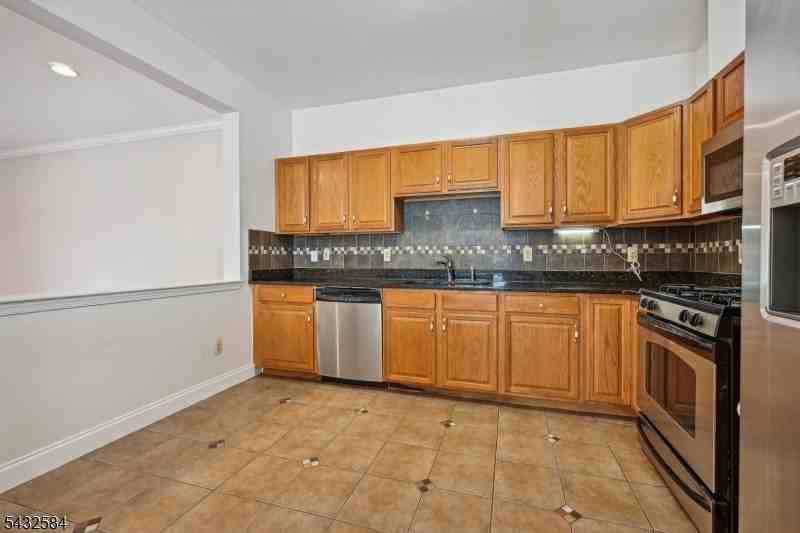 96 Jillian Blvd - Photo 7 of 19