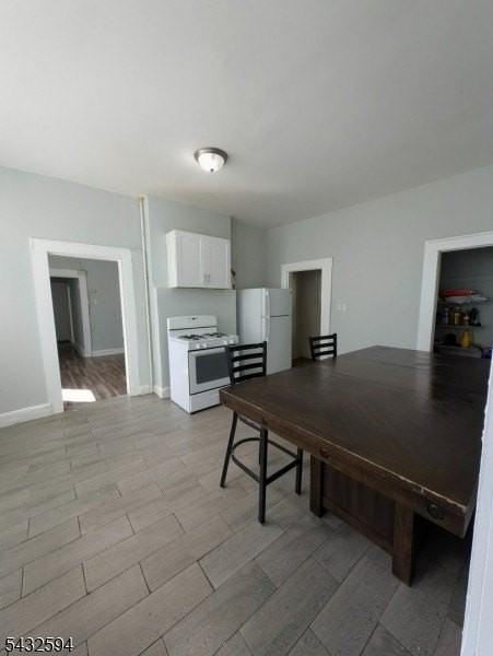 114 Littleton Ave #1 - Photo 5 of 15