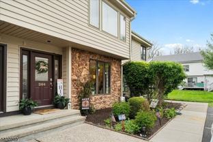 204 Dakota Dr - Photo 1 of 1