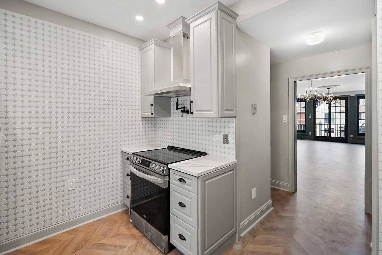 203 Shearwater Ct W #24 - Photo 4 of 23