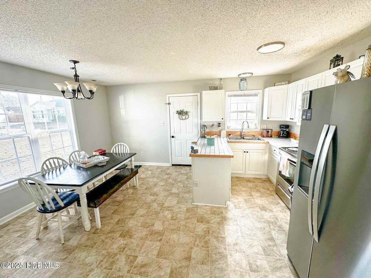 101 Luke Ct - Photo 4 of 12