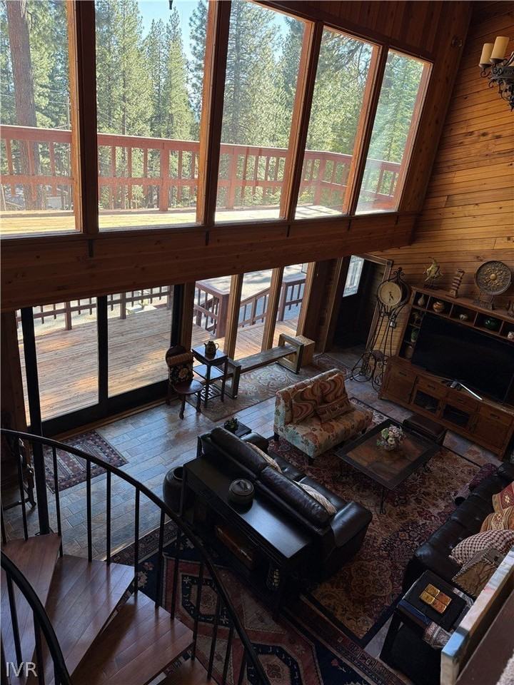 644 Second Creek Dr - Photo 4 of 17