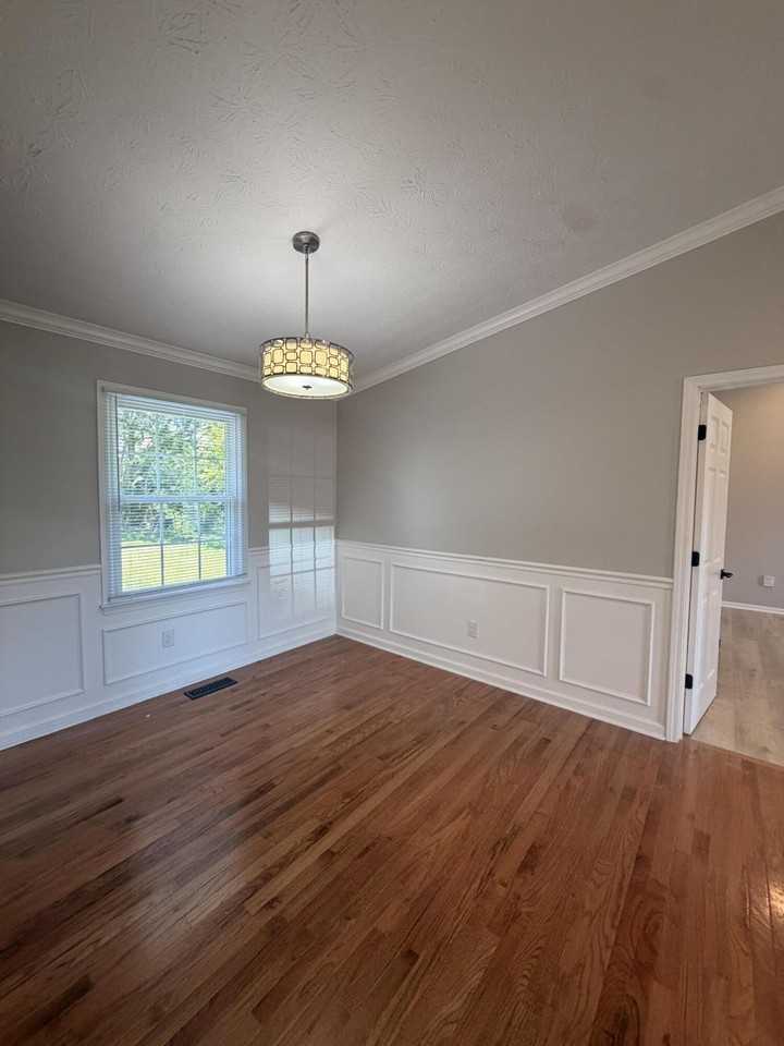 407 Quail Run Rd - Photo 6 of 17