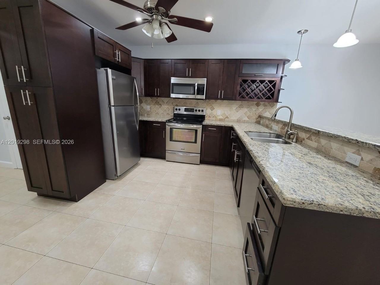 5780 Sw 61st St #5780 - Photo 3 of 12