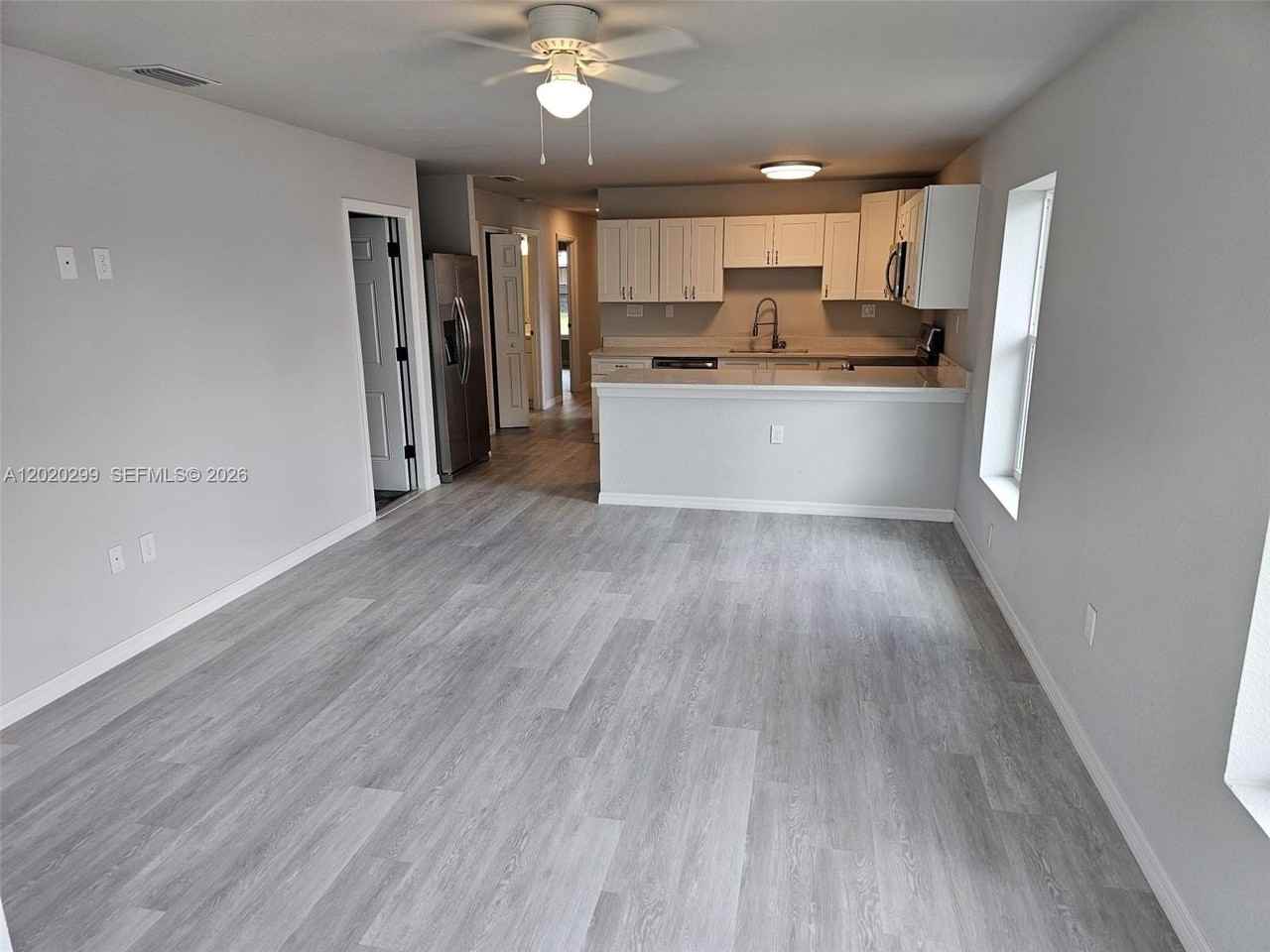 1407 Las Villas Blvd #1407 - Photo 3 of 25