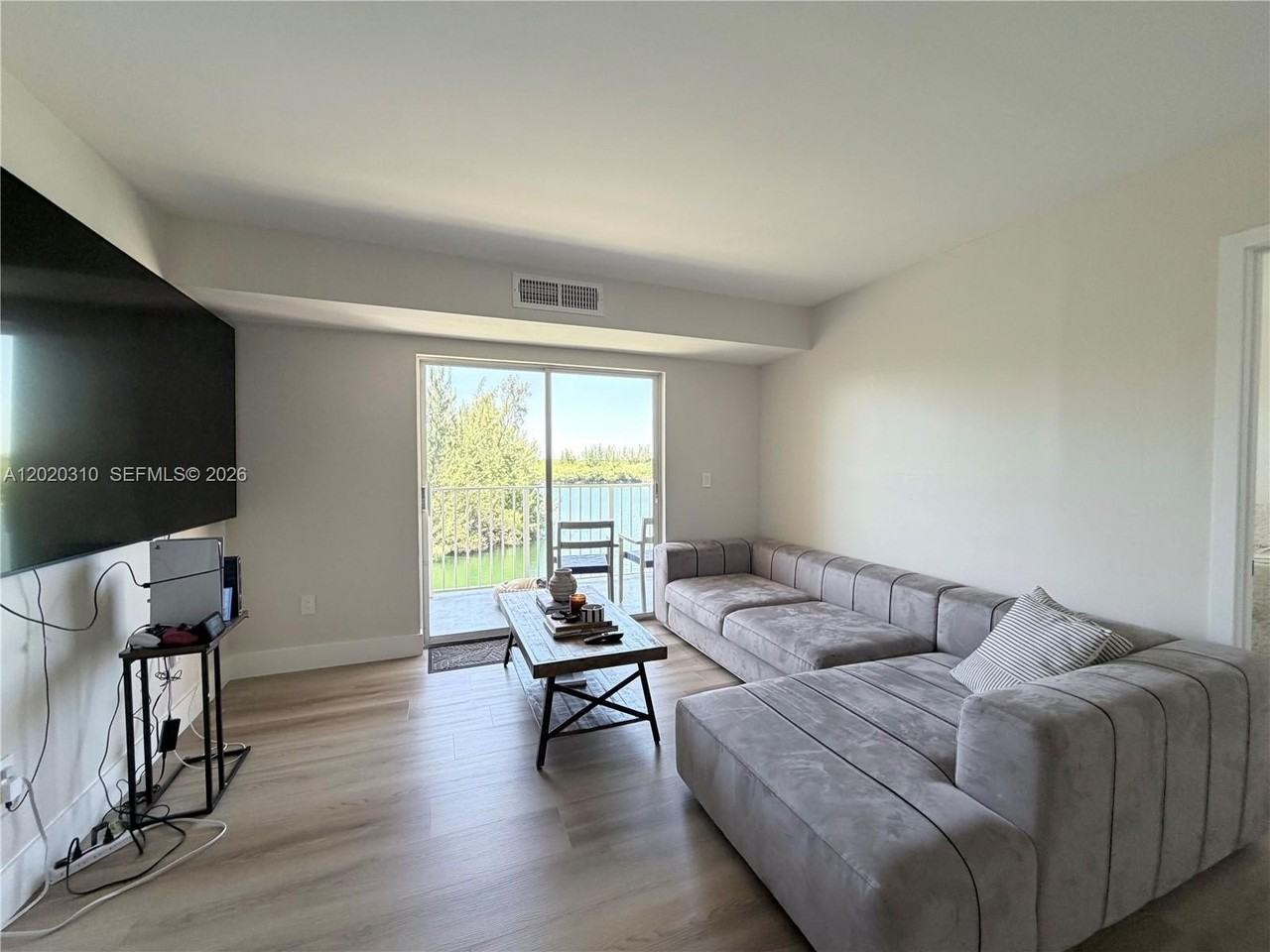 8240 Sw 210th St #302 - Photo 3 of 23