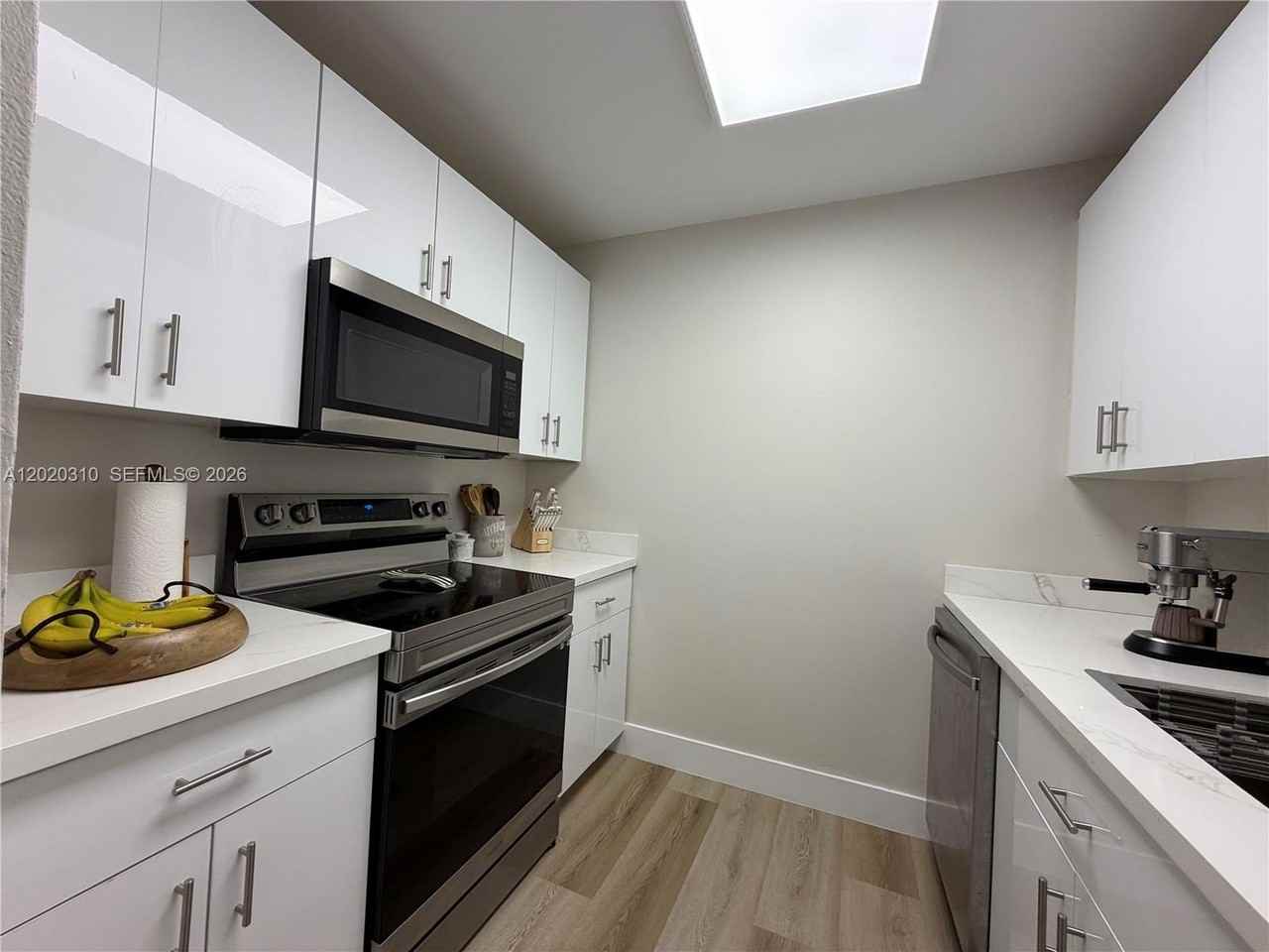 8240 Sw 210th St #302 - Photo 5 of 23