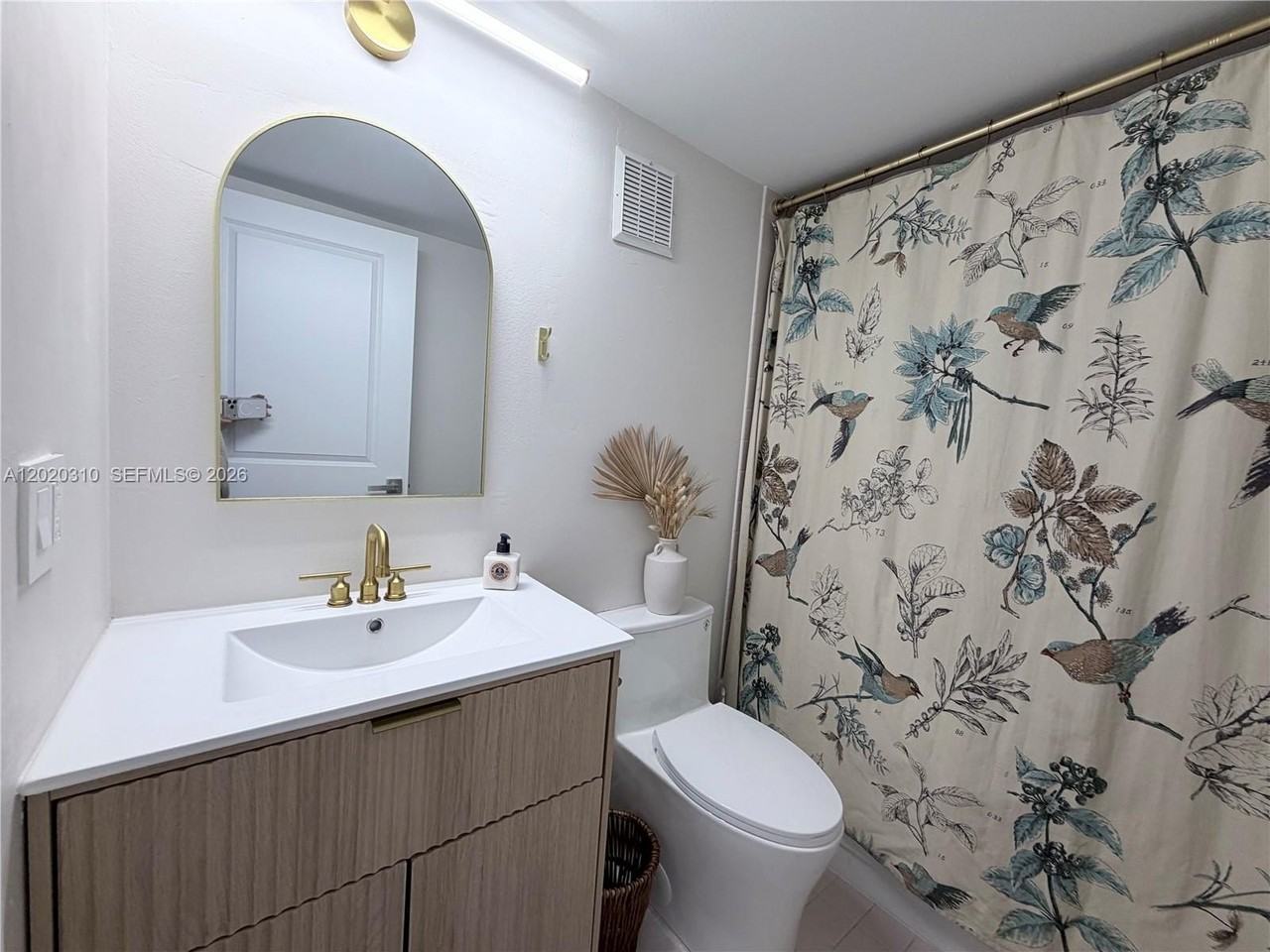 8240 Sw 210th St #302 - Photo 7 of 23