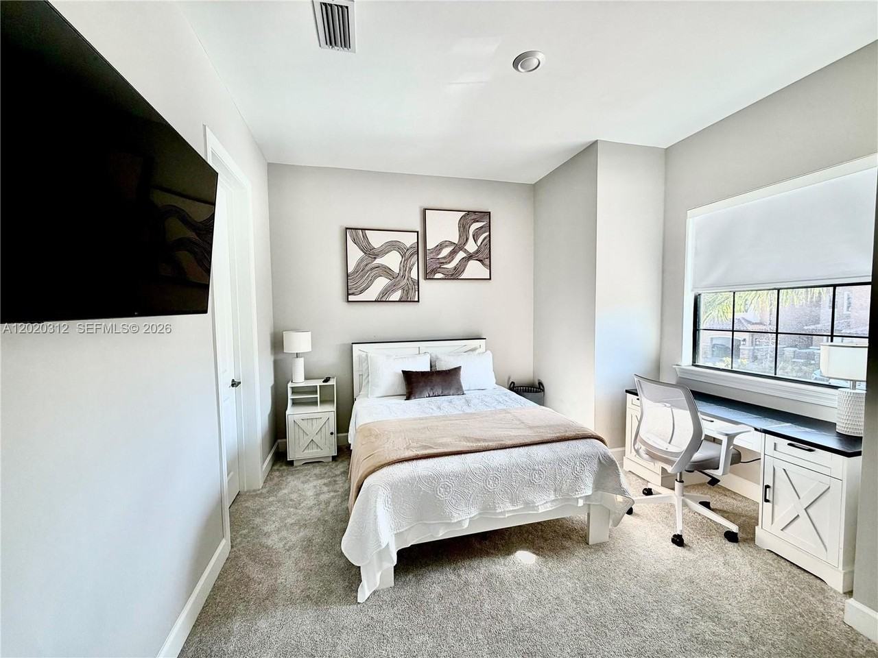 15323 Lucerna St #204 - Photo 6 of 29
