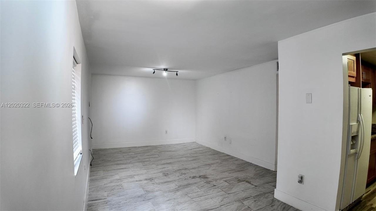 2138 Sw 6th St #101 - Photo 2 of 25