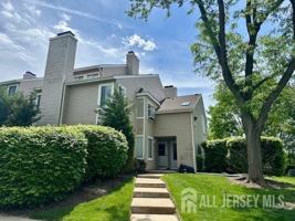 featured image of 3 Farnham Sq