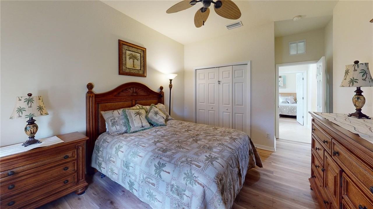 11462 Saffron Ct - Photo 4 of 25