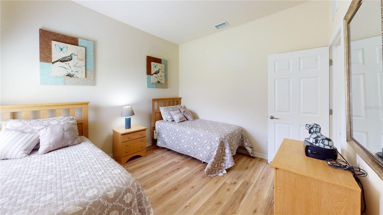 11462 Saffron Ct - Photo 6 of 25
