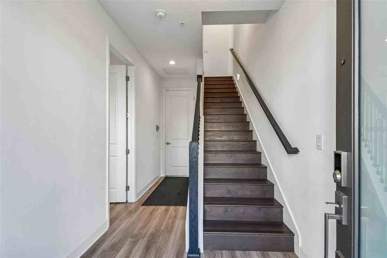 2332 Brix St - Photo 6 of 36