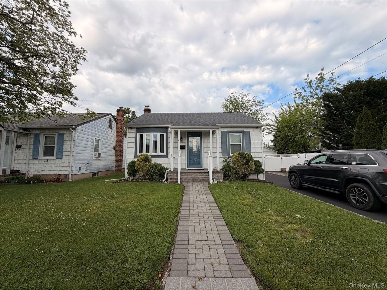 7 Foran Pl - Photo 2 of 18