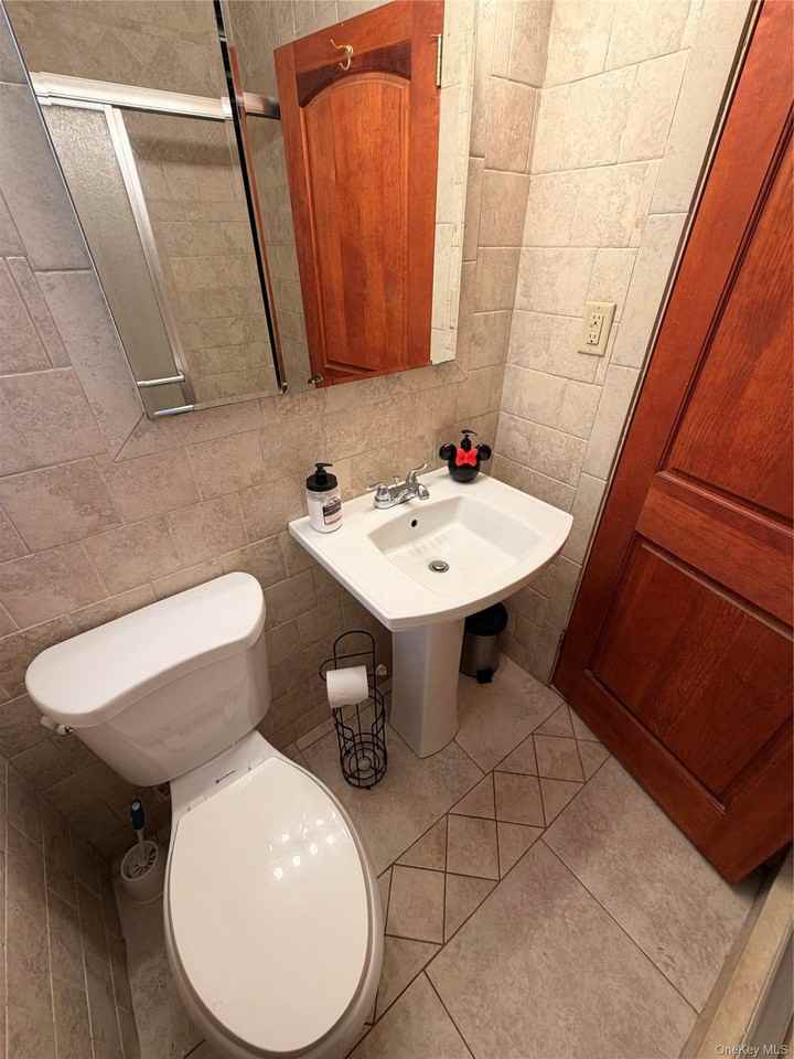 7 Foran Pl - Photo 5 of 18