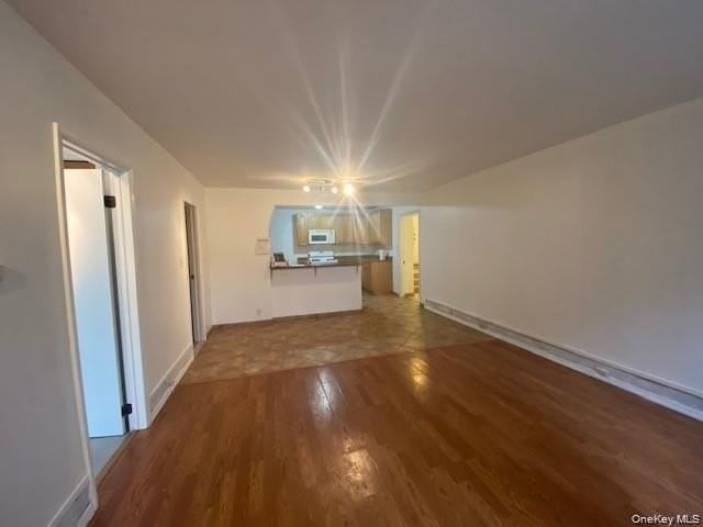 8 Birchwood Ave - Photo 3 of 14