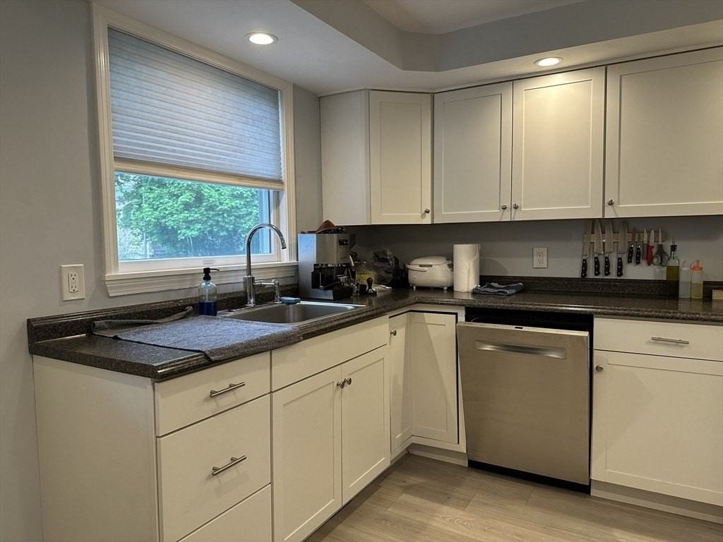 48 Thomas St #48 - Photo 2 of 17