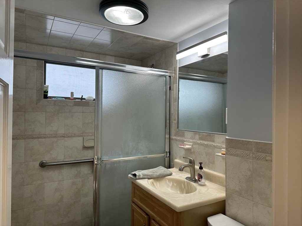 48 Thomas St #48 - Photo 7 of 17