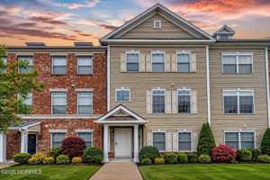featured image of 149 Main St #33