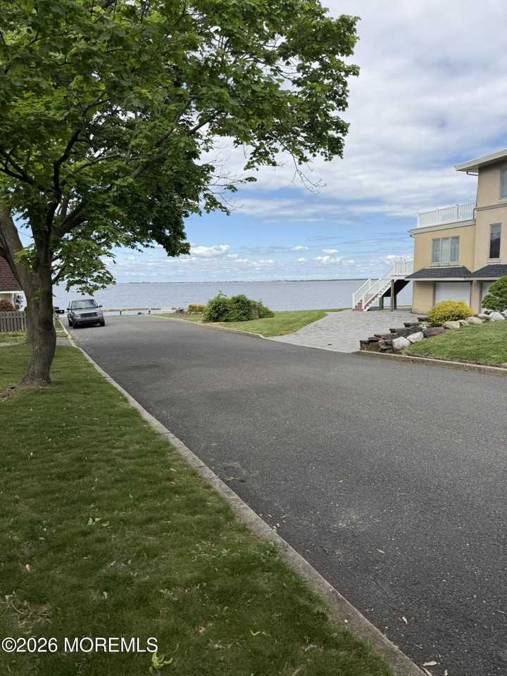 47 Burlington Ave #2 - Photo 2 of 16