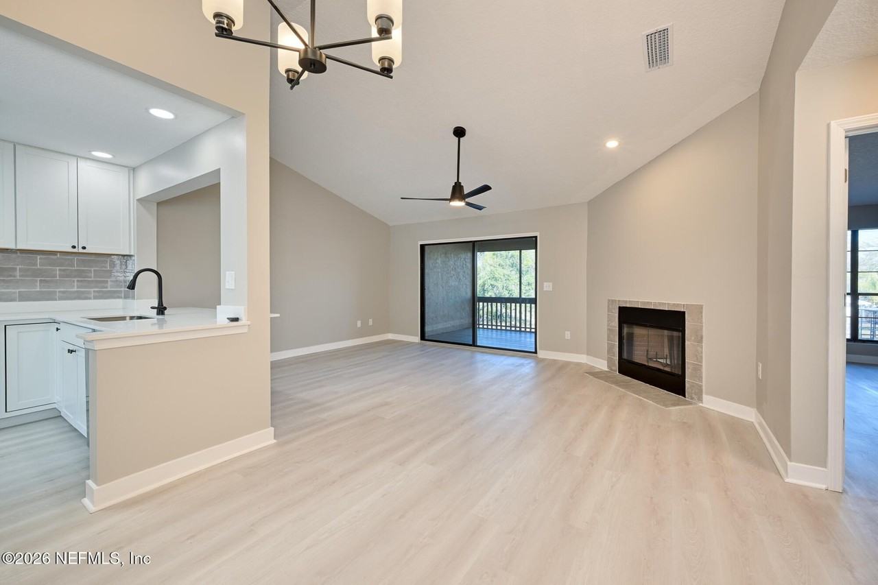 225 Cranes Lake Dr - Photo 7 of 28