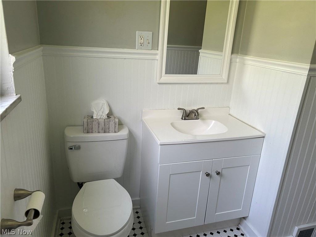8404 Avery Rd - Photo 5 of 20