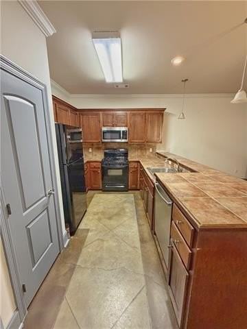 14712 Madison Ln #B - Photo 4 of 10