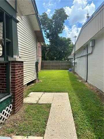 234 Apple St - Photo 2 of 8