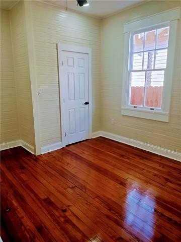 2717 Loyola Ave - Photo 6 of 17